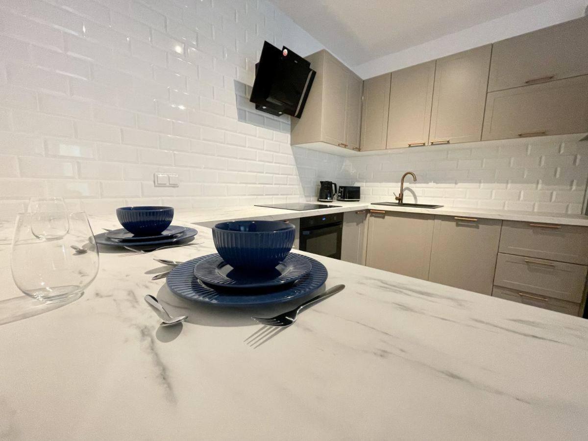 Komfortowe Apartamenty Z Garazem Na Milionowej Lodz  Exterior photo